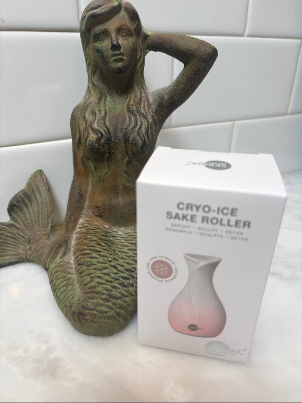 Cryo-Ice Sake Roller - Facial Cooling Tool